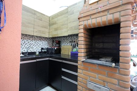 Apartamento à venda com 96m², 2 quartos e 1 vagaÁrea gourmet