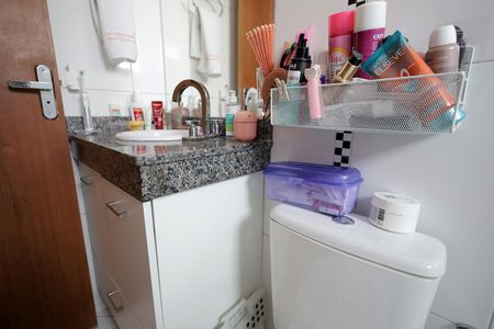 Apartamento à venda com 96m², 2 quartos e 1 vagaBanheiro da Suíte