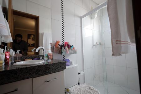 Apartamento à venda com 96m², 2 quartos e 1 vagaBanheiro da Suíte