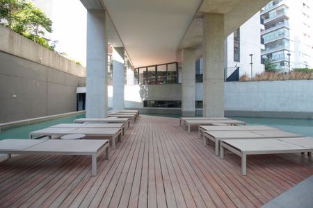 Apartamento para alugar com 150m², 3 quartos e 2 vagasPiscina