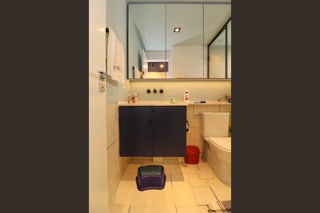 Apartamento para alugar com 150m², 3 quartos e 2 vagasBanheiro da Suíte 2