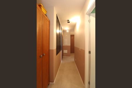 Apartamento para alugar com 150m², 3 quartos e 2 vagasCorredor