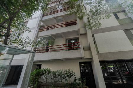 Apartamento para alugar com 72m², 2 quartos e 1 vagaFachada