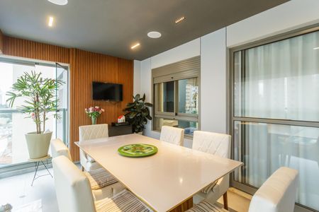 Apartamento à venda com 95m², 3 quartos e 2 vagas Apartamento à venda com 95m², 3 quartos e 2 vagasVaranda da Sala