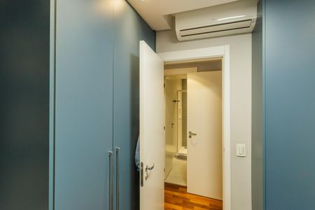 Apartamento à venda com 95m², 3 quartos e 2 vagas Apartamento à venda com 95m², 3 quartos e 2 vagasQuarto 1