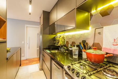 Apartamento à venda com 95m², 3 quartos e 2 vagas Apartamento à venda com 95m², 3 quartos e 2 vagasCozinha