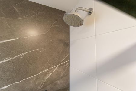 Apartamento à venda com 95m², 3 quartos e 2 vagas Apartamento à venda com 95m², 3 quartos e 2 vagasBanheiro da Suíte