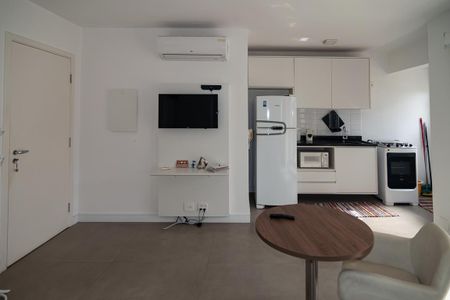 Studio para alugar com 33m², 1 quarto e 1 vaga Studio para alugar com 33m², 1 quarto e 1 vagaStudio