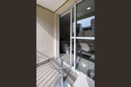 Studio para alugar com 33m², 1 quarto e 1 vaga Studio para alugar com 33m², 1 quarto e 1 vagaVaranda