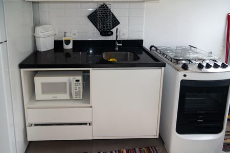 Studio para alugar com 33m², 1 quarto e 1 vaga Studio para alugar com 33m², 1 quarto e 1 vagaCozinha