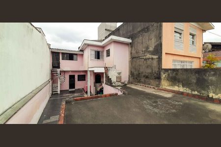 Casa à venda com 172m², 3 quartos e 3 vagas Casa à venda com 172m², 3 quartos e 3 vagasLaje