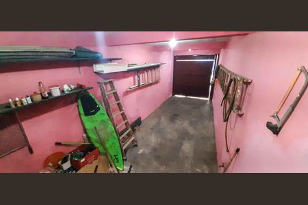 Casa à venda com 172m², 3 quartos e 3 vagas Casa à venda com 172m², 3 quartos e 3 vagasGaragem 2