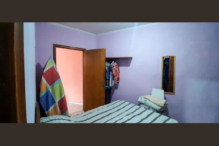 Casa à venda com 172m², 3 quartos e 3 vagas Casa à venda com 172m², 3 quartos e 3 vagasQuarto 1