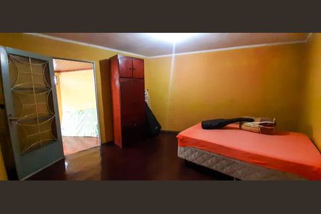 Casa à venda com 172m², 3 quartos e 3 vagas Casa à venda com 172m², 3 quartos e 3 vagasQuarto 2