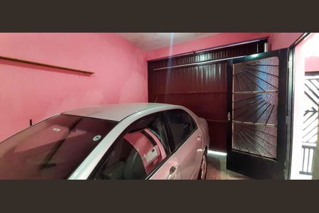 Casa à venda com 172m², 3 quartos e 3 vagas Casa à venda com 172m², 3 quartos e 3 vagasGaragem 1