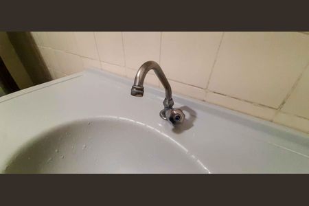 Casa à venda com 172m², 3 quartos e 3 vagas Casa à venda com 172m², 3 quartos e 3 vagasBanheiro 2