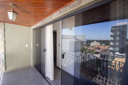 Casa à venda com 361m², 3 quartos e 6 vagasVaranda da Sala