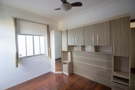 Casa à venda com 361m², 3 quartos e 6 vagasSuíte
