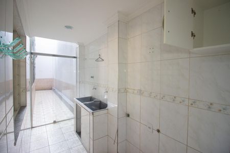 Casa à venda com 361m², 3 quartos e 6 vagasÁrea de Serviço