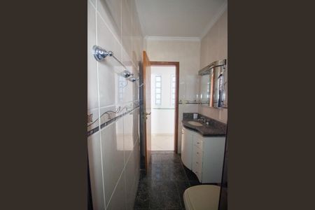 Casa à venda com 361m², 3 quartos e 6 vagasBanheiro