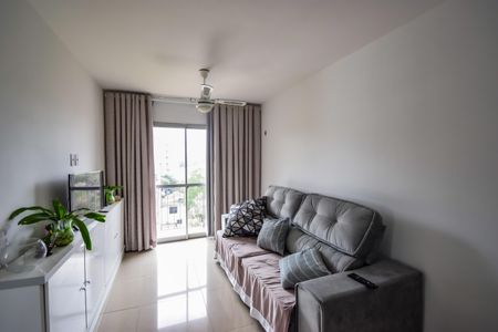 Apartamento à venda com 68m², 2 quartos e 1 vaga Apartamento à venda com 68m², 2 quartos e 1 vagaSala