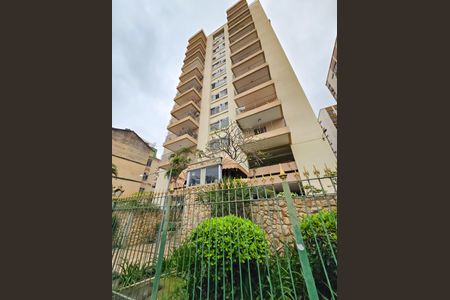 Apartamento à venda com 68m², 2 quartos e 1 vaga Apartamento à venda com 68m², 2 quartos e 1 vagaFachada