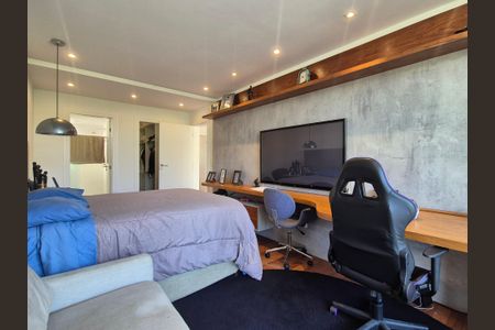 Casa de condomínio à venda com 680m², 5 quartos e 3 vagas Casa de condomínio à venda com 680m², 5 quartos e 3 vagasSuíte 1