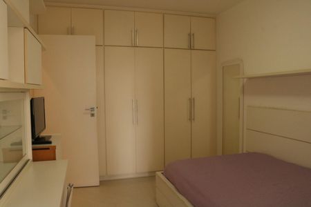 Apartamento à venda com 127m², 3 quartos e 2 vagasQuarto 1