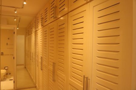 Apartamento à venda com 127m², 3 quartos e 2 vagasSuíte