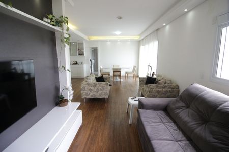 Apartamento para alugar com 137m², 3 quartos e 2 vagasSala