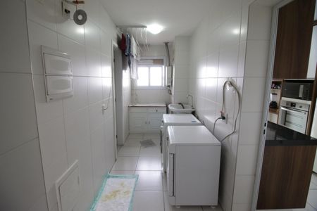 Apartamento para alugar com 137m², 3 quartos e 2 vagasÁrea de Serviço