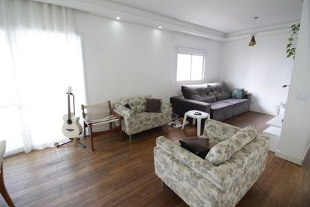 Apartamento para alugar com 137m², 3 quartos e 2 vagasSala