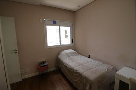 Apartamento para alugar com 137m², 3 quartos e 2 vagasQuarto 