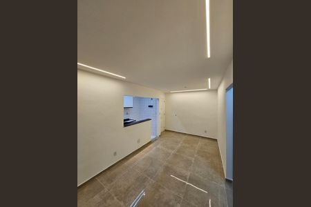 Apartamento à venda com 55m², 2 quartos e 1 vagaSala