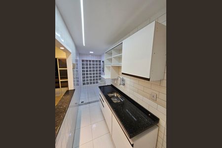 Apartamento à venda com 55m², 2 quartos e 1 vagaCozinha