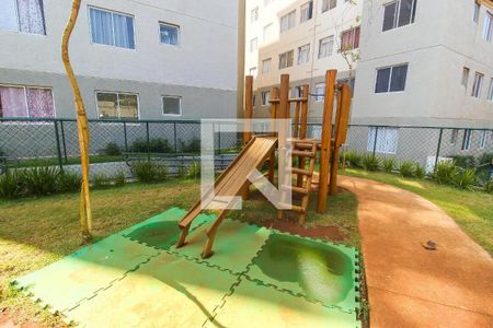 Apartamento para alugar com 42m², 2 quartos e sem vaga Apartamento para alugar com 42m², 2 quartos e sem vagaÁrea comum - Playground