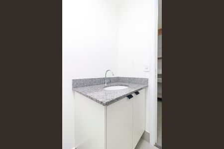 Apartamento para alugar com 42m², 2 quartos e sem vaga Apartamento para alugar com 42m², 2 quartos e sem vagaBanheiro