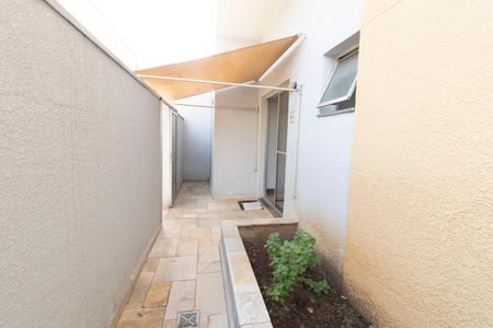 Apartamento para alugar com 47m², 2 quartos e 1 vaga Apartamento para alugar com 47m², 2 quartos e 1 vagaEntrada