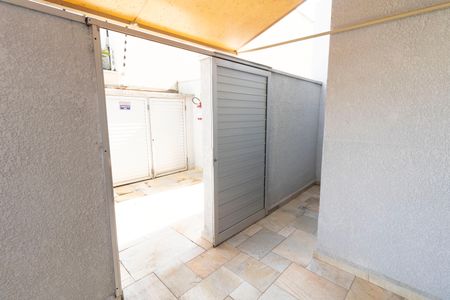 Apartamento para alugar com 47m², 2 quartos e 1 vaga Apartamento para alugar com 47m², 2 quartos e 1 vagaEntrada