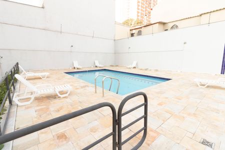 Apartamento para alugar com 47m², 2 quartos e 1 vaga Apartamento para alugar com 47m², 2 quartos e 1 vagaÁrea comum - Piscina