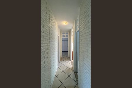 Corredor de apartamento para alugar com 2 quartos, 60m² em Jardim Ipanema, Santo André