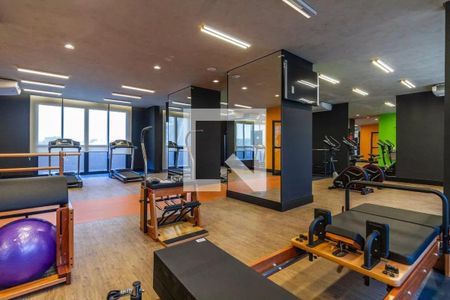 Studio para alugar com 24m², 1 quarto e sem vaga Studio para alugar com 24m², 1 quarto e sem vagaÁrea Comum - Academia