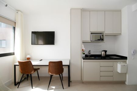 Studio de kitnet/studio para alugar com 1 quarto, 24m² em Pinheiros, São Paulo