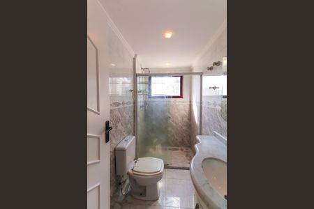 Apartamento à venda com 130m², 3 quartos e 4 vagasBanheiro