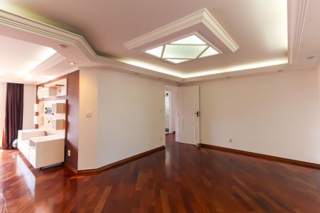 Apartamento à venda com 130m², 3 quartos e 4 vagasSala