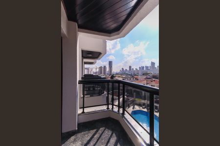 Apartamento à venda com 130m², 3 quartos e 4 vagasVaranda