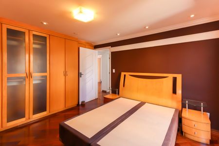 Apartamento à venda com 130m², 3 quartos e 4 vagasSuíte