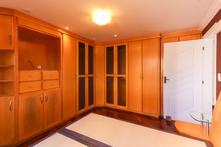 Apartamento à venda com 130m², 3 quartos e 4 vagasSuíte