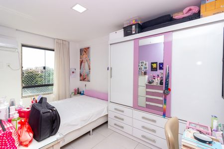 Quarto 1 de apartamento para alugar com 3 quartos, 107m² em Vila Valqueire, Rio de Janeiro