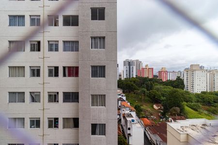 Vista Quarto 1 de apartamento à venda com 2 quartos, 42m² em Jardim Maria Duarte, São Paulo